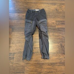 Fjallraven keb trousers G1000 Black and Gray Women's Pants 27-28